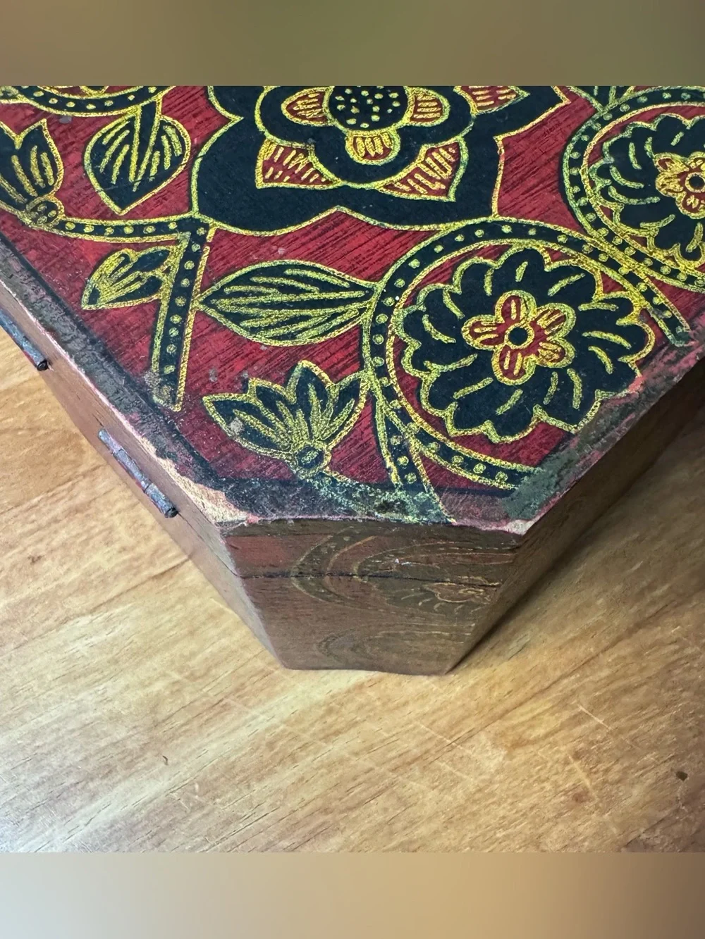 Pier 1 Octagon Wooden Keepsake-Trinket Box Red Black Gold Floral - India Ornate